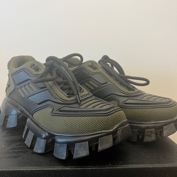 Prada Cloudbust Thuder Sneaker. Womens 8 - Picture 4 of 5